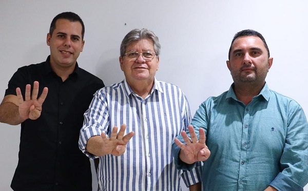 Prefeito de Juarez Távora declara apoio à reeleição do governador João Azevêdo