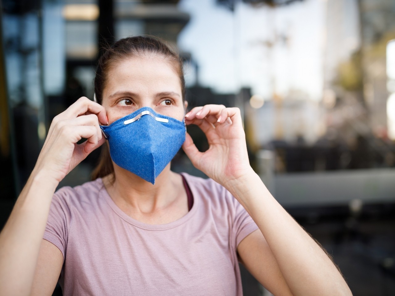 Com aumento de casos de Covid-19 e síndromes gripais, Secretaria de Saúde recomenda volta do uso de máscaras
