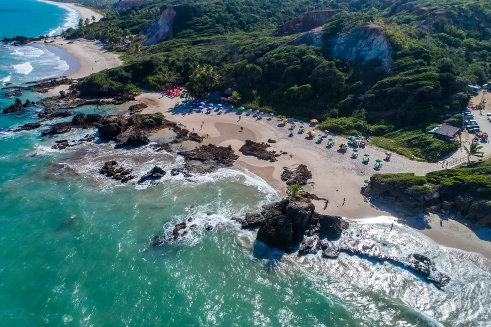 Tambaba: Praia paraibana de naturismo é a mais antiga do Nordeste