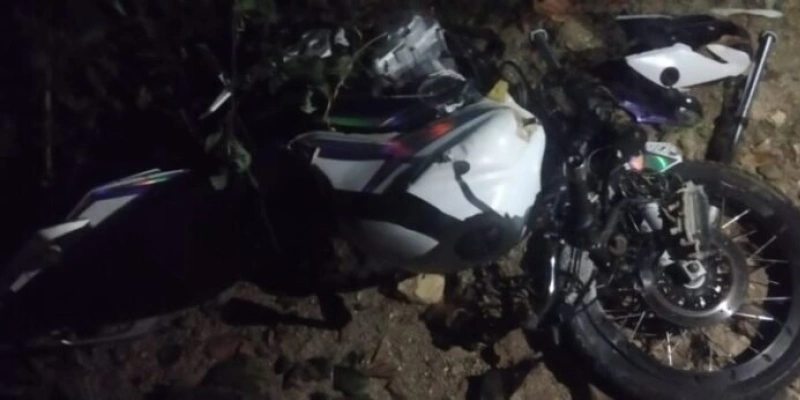Colisão entre motos deixa dois homens feridos no Vale do Piancó