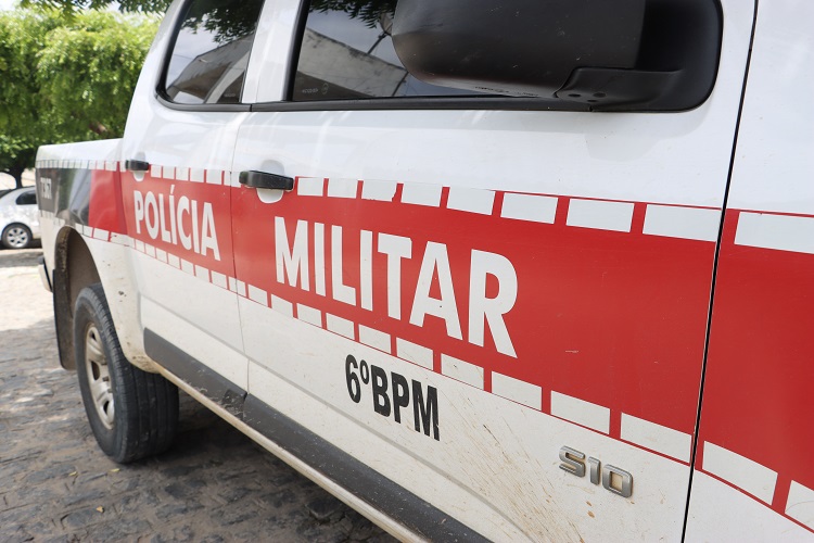 No sertão; Mulher tenta matar outra com golpes de faca e é presa em flagrante