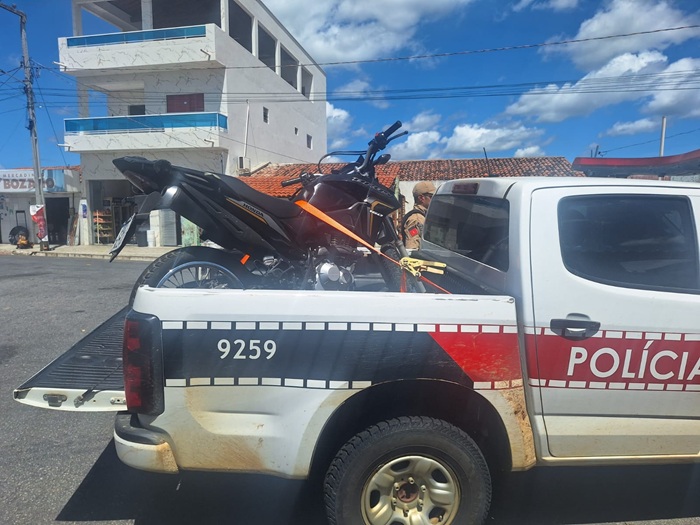 Polícia Militar apreende motocicleta com sinais de adulteração em Aguiar, no Vale do Piancó
