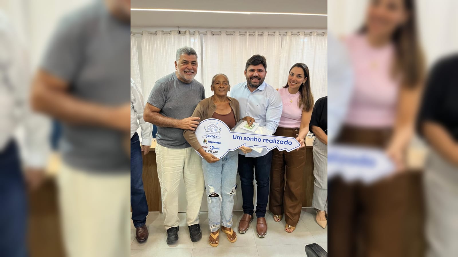 Prefeitura de Itaporanga, em parceria com a Funasa e o Consórcio Municipal de Saúde, entrega 22 casas e beneficia famílias da zona rural